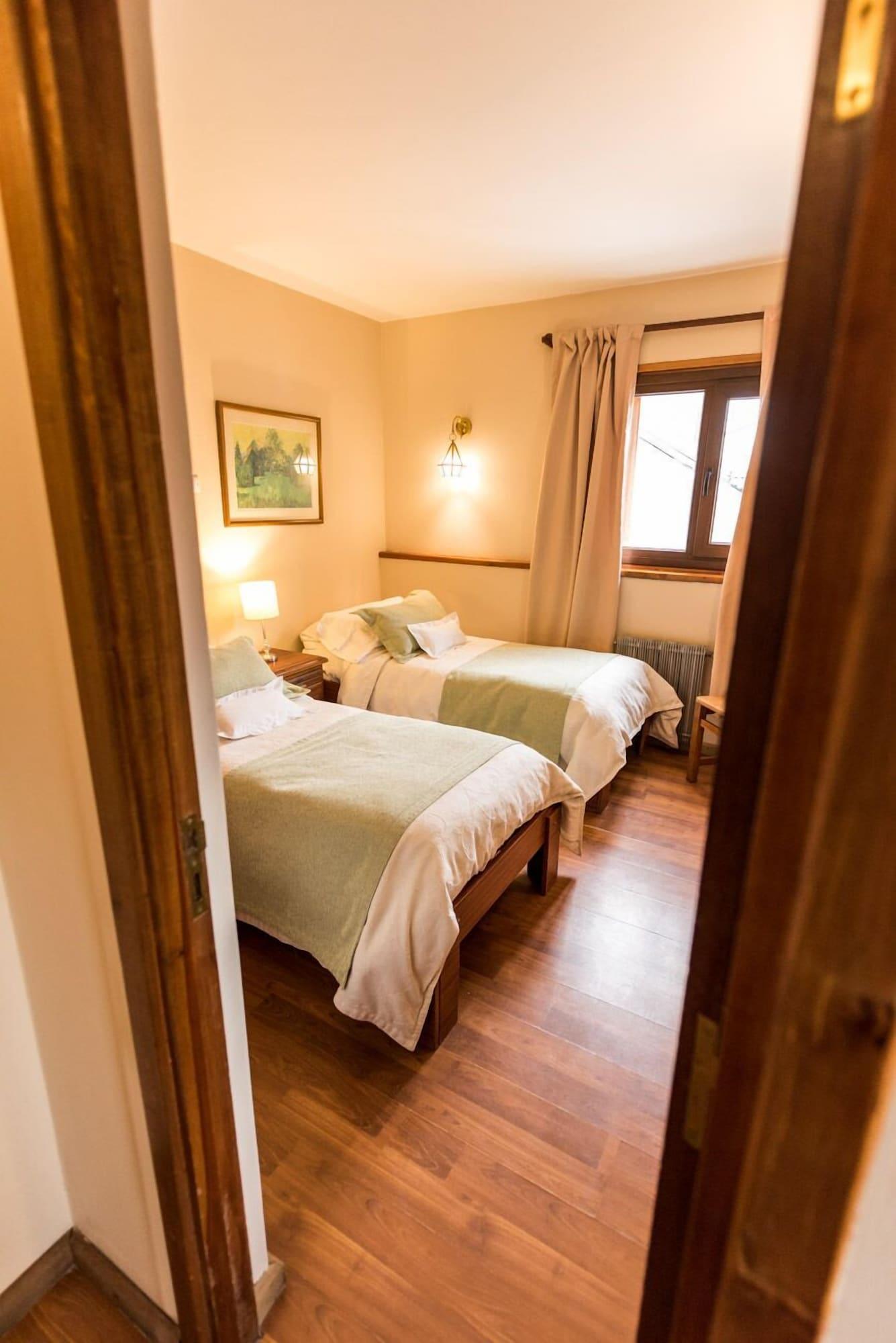 Tunqueley Hotel San Martin de los Andes Bagian luar foto