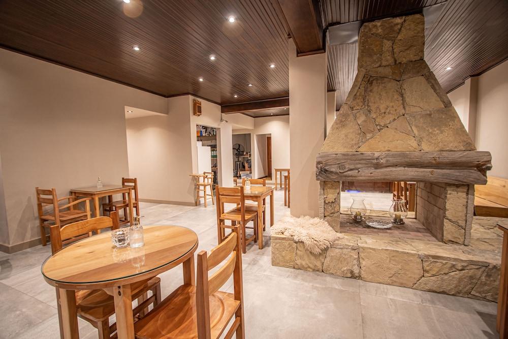 Tunqueley Hotel San Martin de los Andes Bagian luar foto