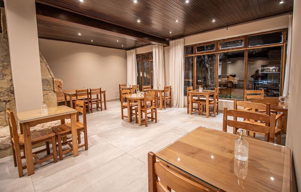 Tunqueley Hotel San Martin de los Andes Bagian luar foto