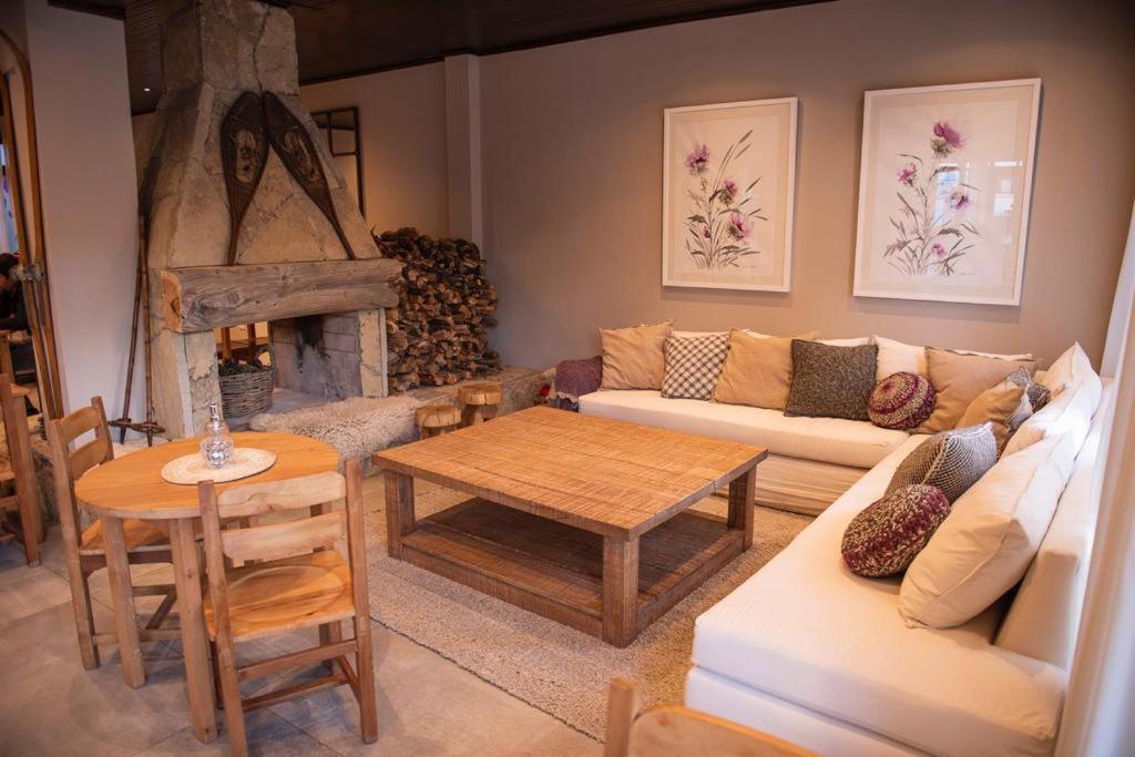 Tunqueley Hotel San Martin de los Andes Bagian luar foto