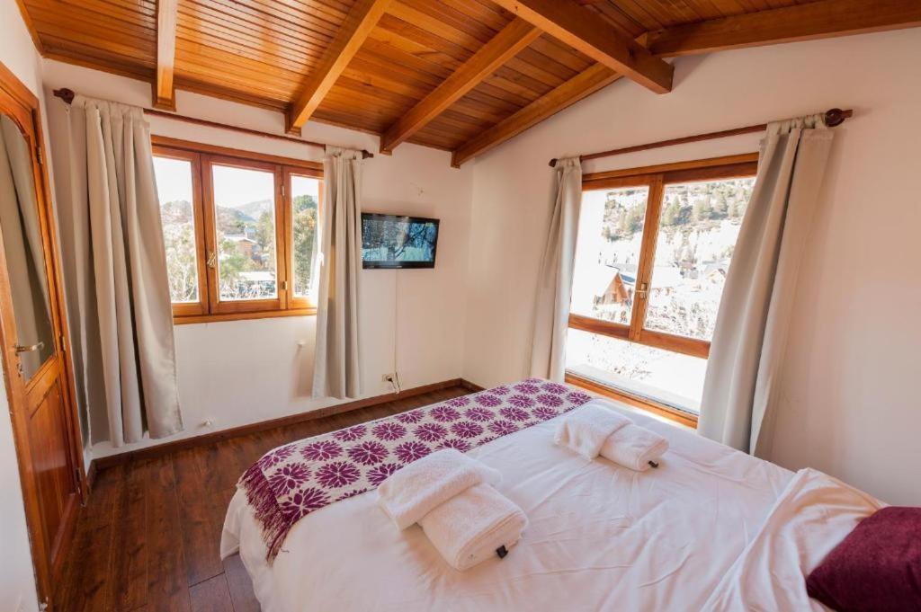 Tunqueley Hotel San Martin de los Andes Bagian luar foto